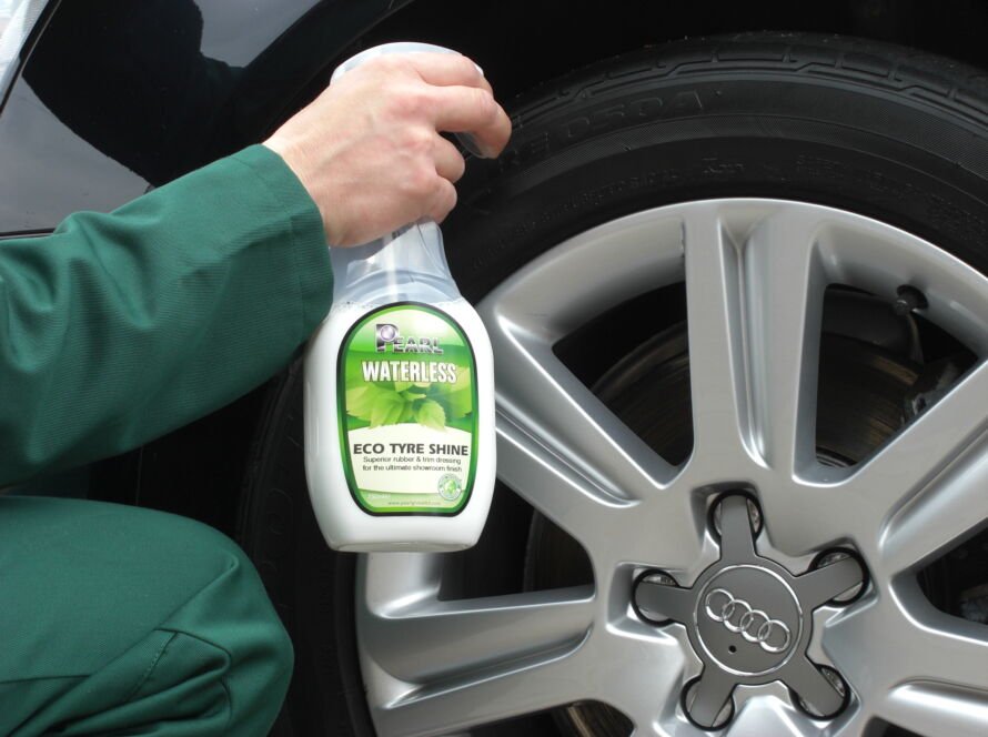 What Are Eco-Friendly Mobile Detailing Products?