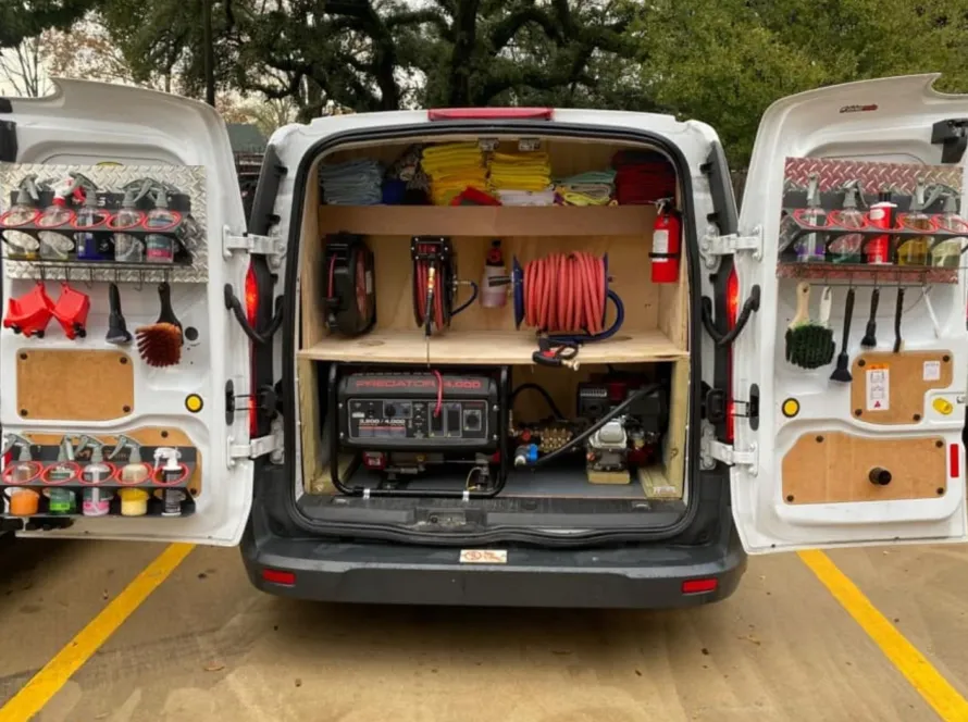 Detailing van showing How Mobile Detailers Power Their Equipment works